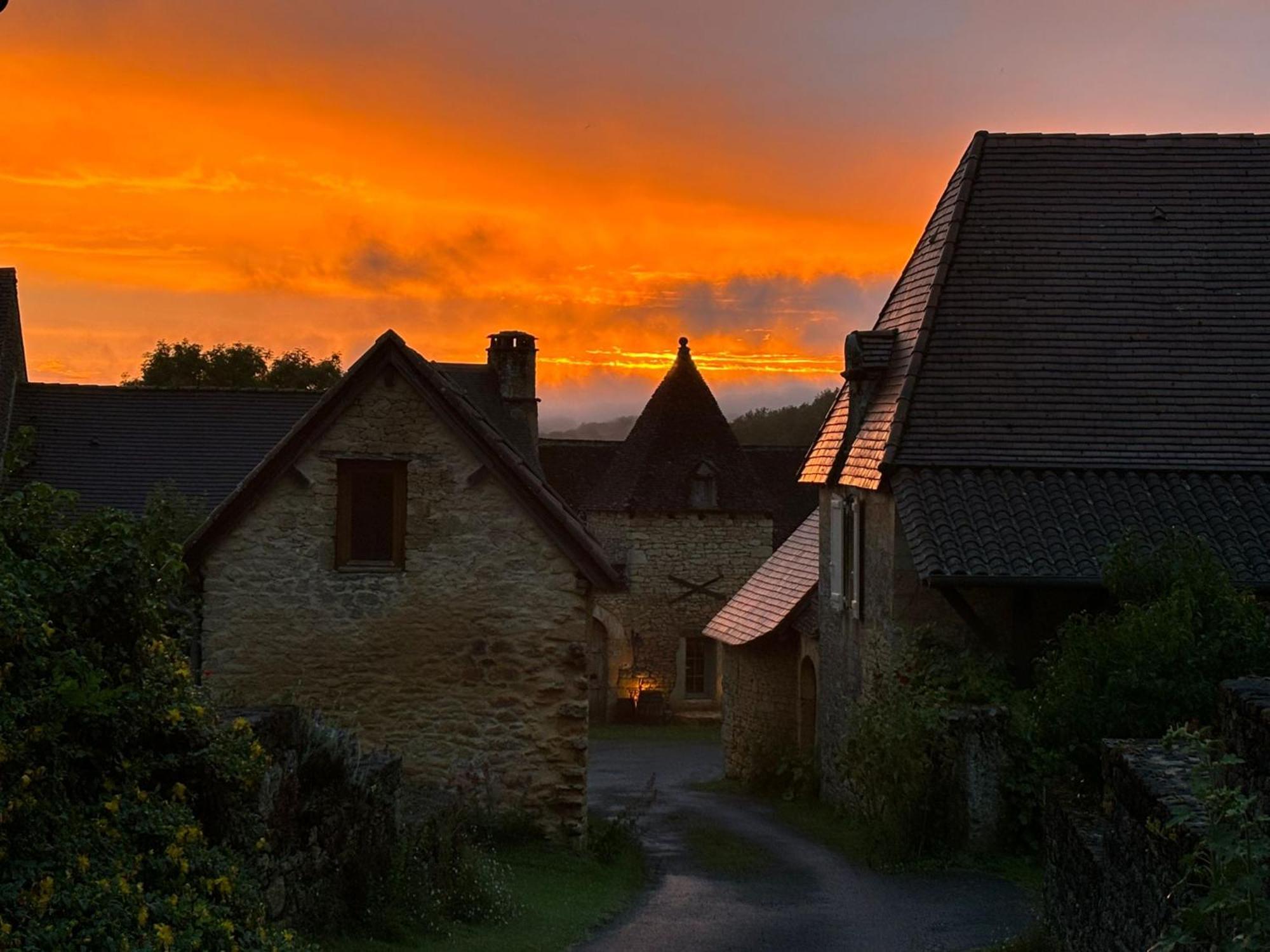 Chambre D'Hotes Lasserre Saint-Amand-de-Coly Экстерьер фото